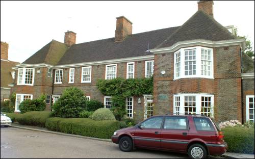 01-2 South Square